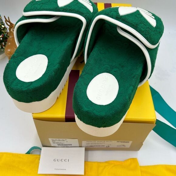 Men’s Gucci X Adidas, slide sandals size 11 made in Italy - Picture 9 of 10